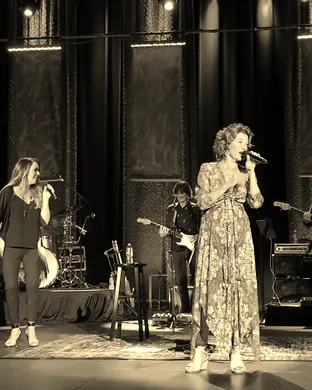 Christmas Together: Amy Grant, Michael W. Smith & CeCe Winans